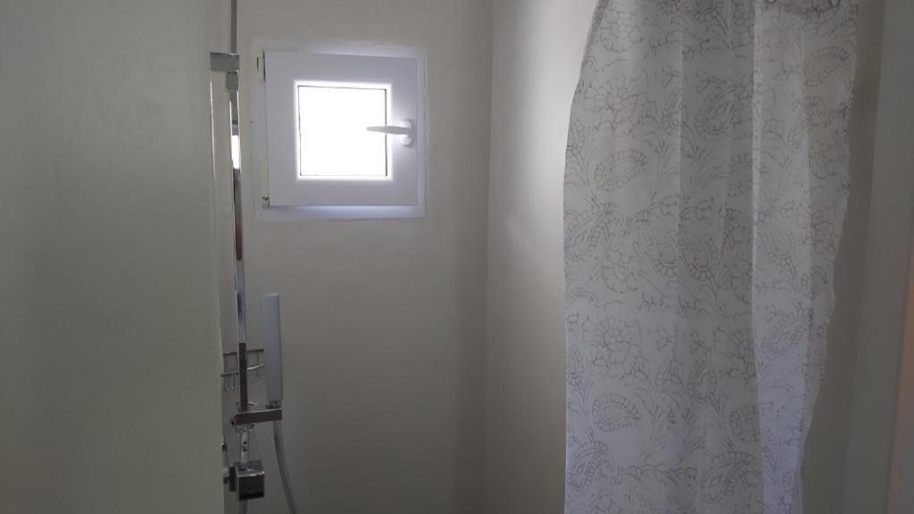 Kas Residence Renovated 2022 Spétses Екстериор снимка