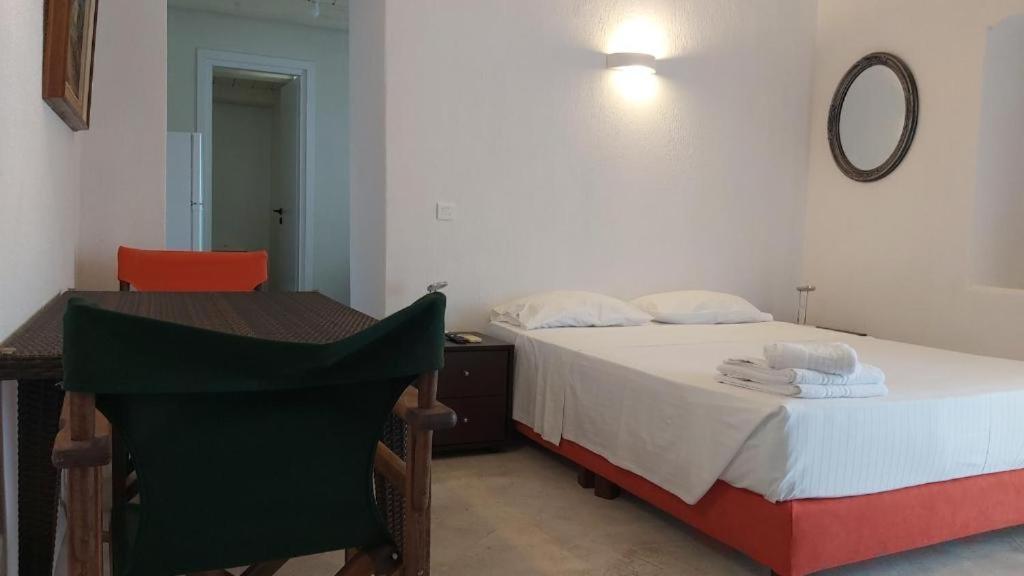 Kas Residence Renovated 2022 Spétses Екстериор снимка
