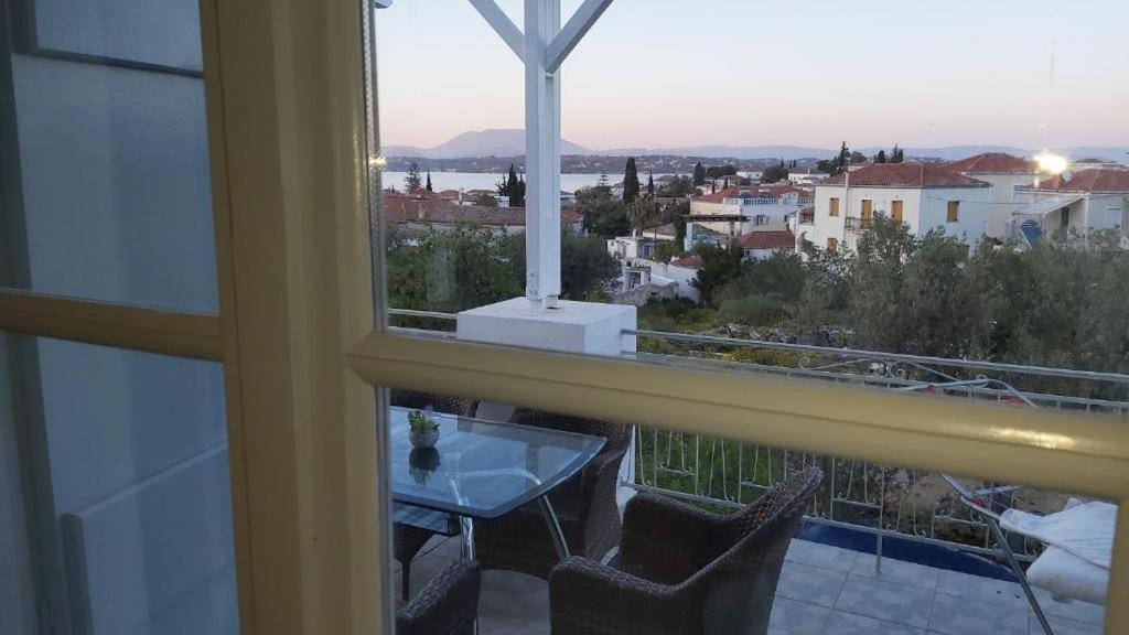 Kas Residence Renovated 2022 Spétses Екстериор снимка