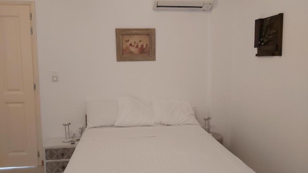 Kas Residence Renovated 2022 Spétses Екстериор снимка