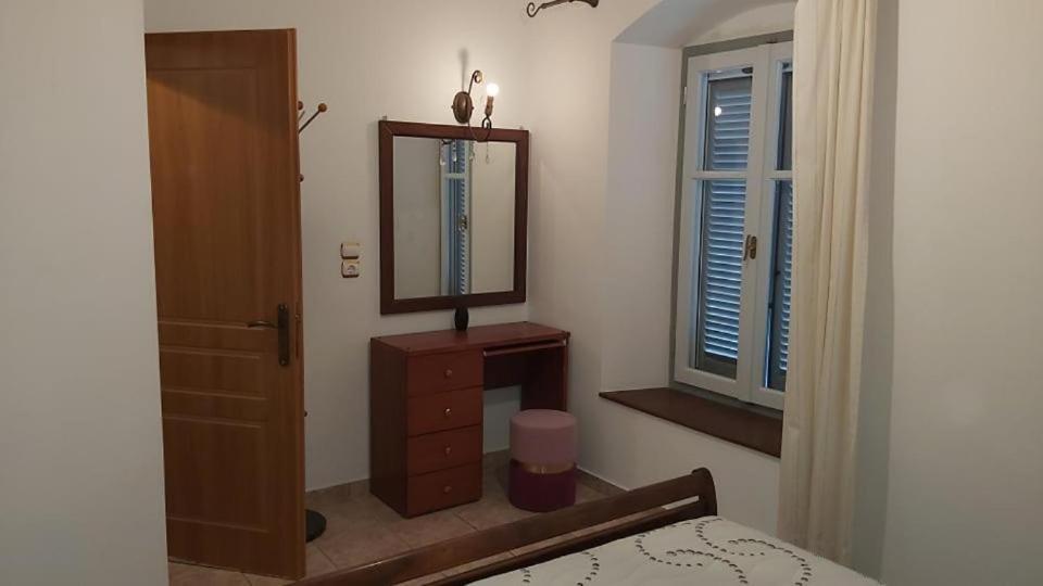 Kas Residence Renovated 2022 Spétses Екстериор снимка