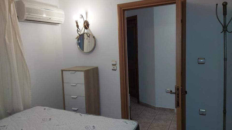 Kas Residence Renovated 2022 Spétses Екстериор снимка